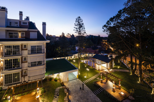 Imagem Apartamento com 2 Quartos à Venda, 79 m² em Planalto - Gramado