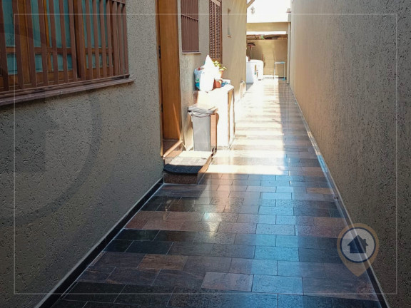 Imagem Casa com 3 Quartos à Venda, 250 m² em Vila Milton - Guarulhos
