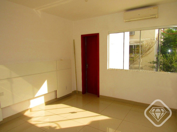 Imagem Casa com 3 Quartos à Venda, 119 m² em Hípica - Porto Alegre Imagem Casa com 3 Quartos à Venda, 119 m² em Hípica - Porto Alegre