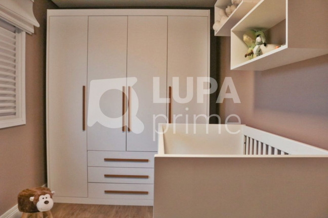 Imagem Casa com 3 Quartos à Venda, 360 m² em Jardim Guanca - São Paulo Imagem Casa com 3 Quartos à Venda, 360 m² em Jardim Guanca - São Paulo