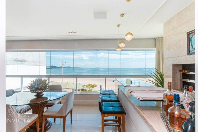 Imagem Apartamento com 3 Quartos à Venda, 207 m² em Centro - Balneário Camboriú