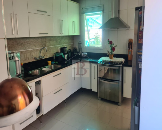 Imagem Casa com 4 Quartos à Venda, 242 m² em Camboinhas - Niterói