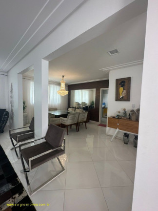 Imagem Casa com 5 Quartos à Venda, 480 m² em Vilas Do Atlântico - Lauro De Freitas Imagem Casa com 5 Quartos à Venda, 480 m² em Vilas Do Atlântico - Lauro De Freitas