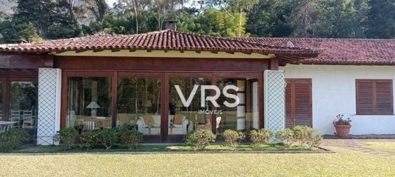Imagem Casa com 6 Quartos à Venda, 844 m² em Quebra Frascos - Teresópolis Imagem Casa com 6 Quartos à Venda, 844 m² em Quebra Frascos - Teresópolis