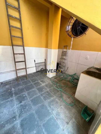 Imagem Casa com 2 Quartos à Venda, 320 m² em Centro - São Gonçalo Imagem Casa com 2 Quartos à Venda, 320 m² em Centro - São Gonçalo