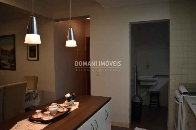 Imagem Imóvel com 3 Quartos à Venda, 104 m² em Região De Capivari - Campos Do Jordão