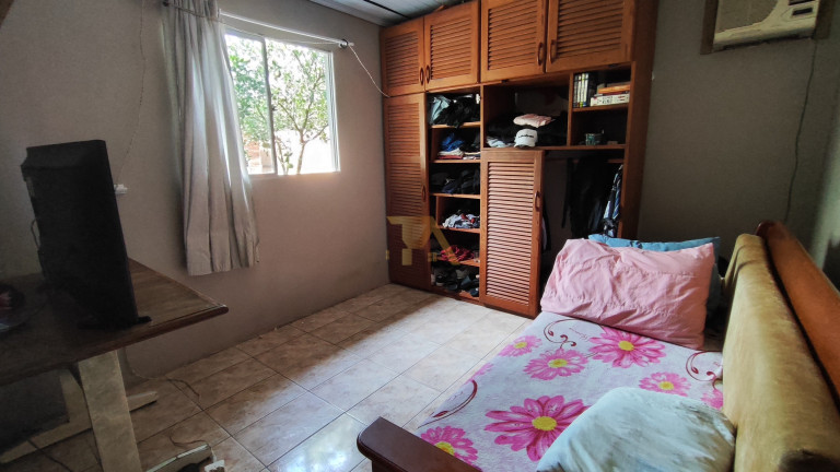 Imagem Imóvel com 3 Quartos à Venda, em Araçatuba - Imbituba Imagem Imóvel com 3 Quartos à Venda, em Araçatuba - Imbituba