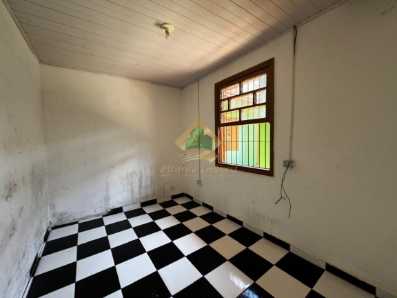 Imagem Casa com 4 Quartos à Venda, 150 m² em Centro - Ubatuba Imagem Casa com 4 Quartos à Venda, 150 m² em Centro - Ubatuba