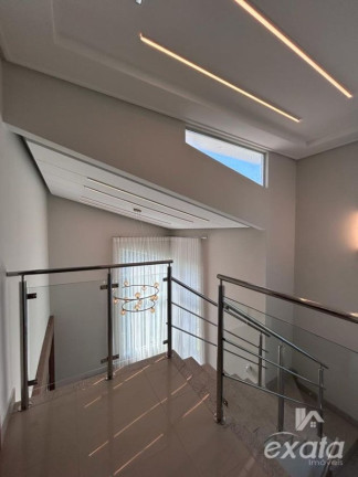 Imagem Sobrado com 4 Quartos à Venda, 300 m² em Parque Residencial Laranjeiras - Serra