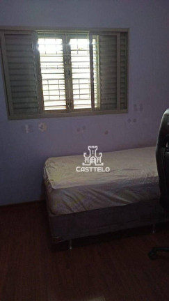 Imagem Sobrado com 3 Quartos à Venda, 189 m² em Irerê - Londrina
