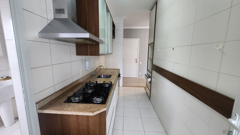 Imagem Apartamento com 3 Quartos para Alugar, 101 m² em José Menino - Santos