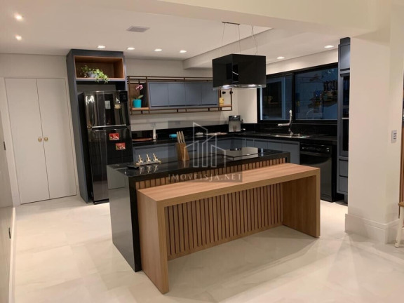 Imagem Casa com 6 Quartos para Alugar, 380 m² em Vila Velha - Santana De Parnaíba Imagem Casa com 6 Quartos para Alugar, 380 m² em Vila Velha - Santana De Parnaíba