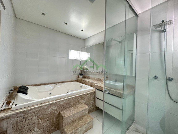 Imagem Casa com 3 Quartos à Venda, 670 m² em Centro - Balneário Barra Do Sul