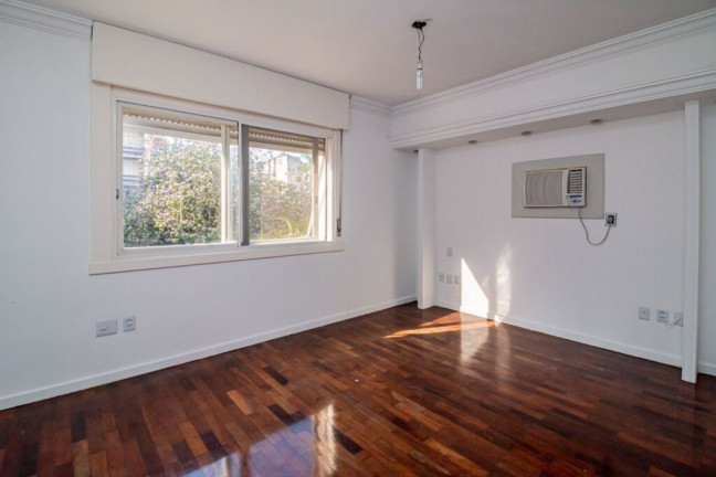 Imagem Imóvel com 3 Quartos à Venda, 142 m² em Petrópolis - Porto Alegre