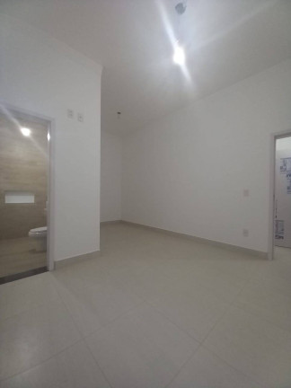 Imagem Casa com 3 Quartos à Venda, 300 m² em Piracangaguá - Taubaté Imagem Casa com 3 Quartos à Venda, 300 m² em Piracangaguá - Taubaté
