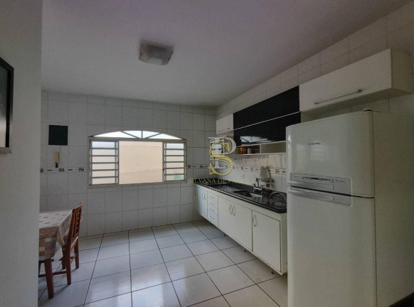 Imagem Casa com 3 Quartos à Venda, 250 m² em Recreio Maristela - Atibaia Imagem Casa com 3 Quartos à Venda, 250 m² em Recreio Maristela - Atibaia