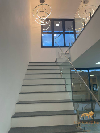 Imagem Casa com 5 Quartos à Venda, 308 m² em Campos Do Jordão