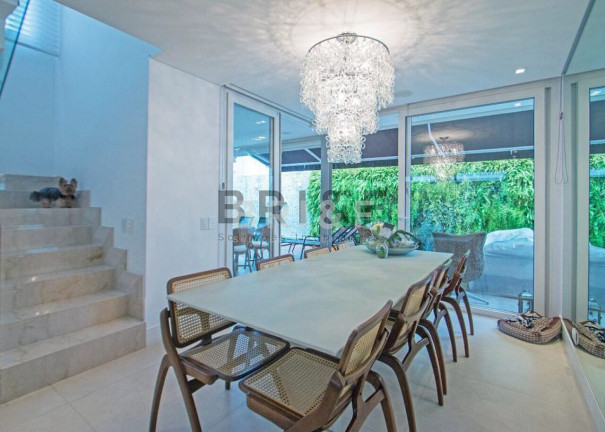 Imagem Casa com 4 Quartos à Venda, 310 m² em Campo Belo - São Paulo