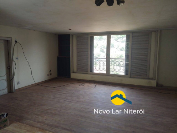Imagem Casa com 3 Quartos à Venda, 540 m² em São Francisco - Niterói Imagem Casa com 3 Quartos à Venda, 540 m² em São Francisco - Niterói