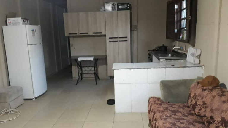 Imagem Casa com 2 Quartos à Venda, 250 m² em Jardim Leonor - Mongaguá Imagem Casa com 2 Quartos à Venda, 250 m² em Jardim Leonor - Mongaguá