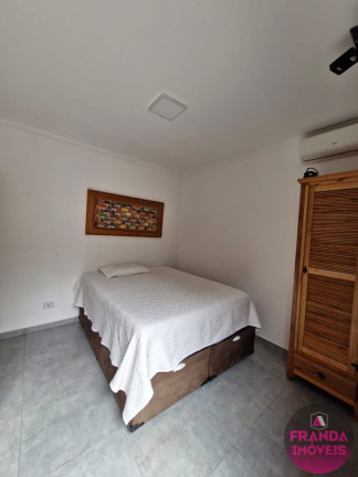 Imagem Casa com 2 Quartos à Venda, 117 m² em Centro - Ubatuba Imagem Casa com 2 Quartos à Venda, 117 m² em Centro - Ubatuba