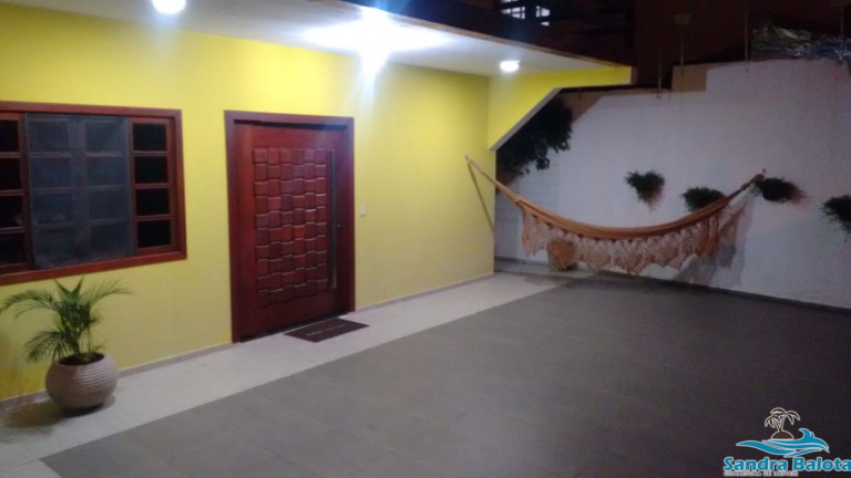 Imagem Casa com 3 Quartos à Venda, 135 m² em Itaguá - Ubatuba