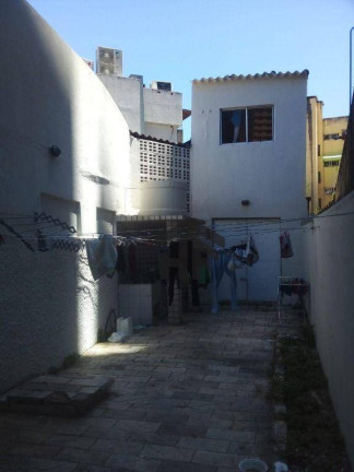 Imagem Casa com 4 Quartos à Venda, 331 m² em Aflitos - Recife Imagem Casa com 4 Quartos à Venda, 331 m² em Aflitos - Recife