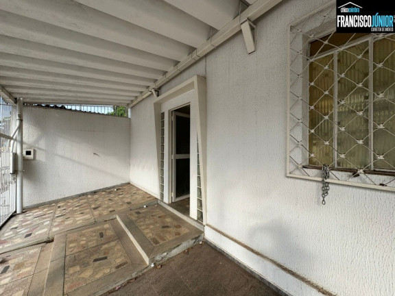 Imagem Imóvel com 5 Quartos à Venda, 205 m² em Setor Campinas - Goiânia Imagem Imóvel com 5 Quartos à Venda, 205 m² em Setor Campinas - Goiânia