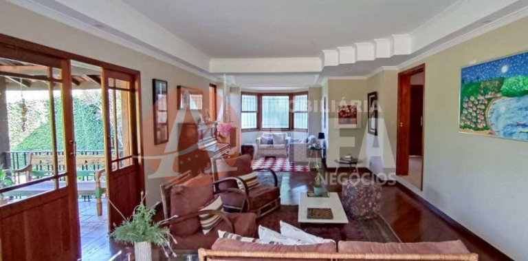 Imagem Casa com 3 Quartos à Venda, 1.500 m² em Algarve - Cotia