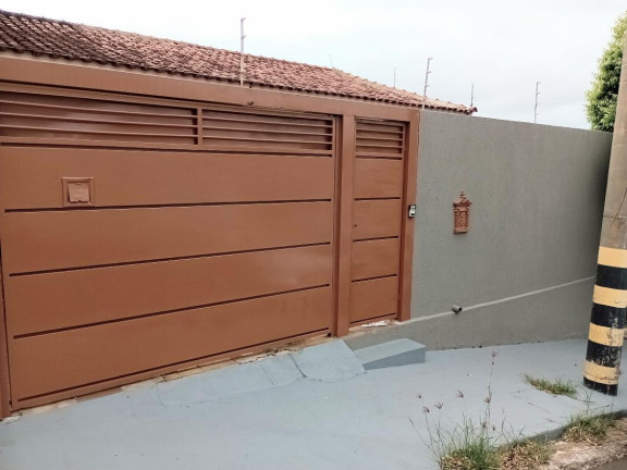 Casa com 3 Quartos à Venda, 136 m² em Fragata - Marília