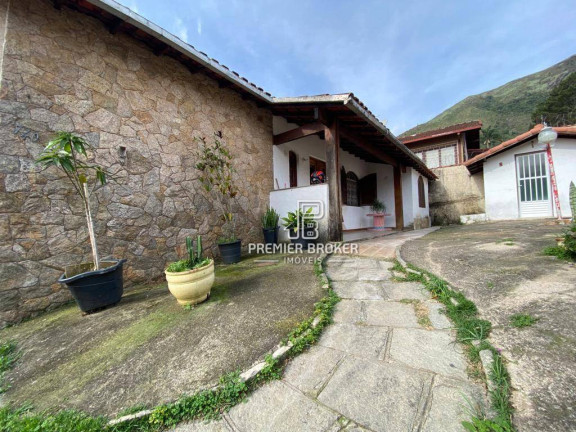 Casa com 3 Quartos à Venda, 144 m² em Araras - Teresópolis