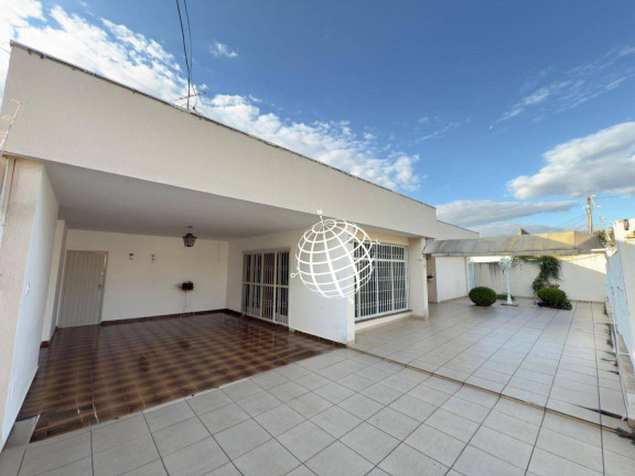 Imagem Casa com 3 Quartos à Venda, 292 m² em Centro - Atibaia Imagem Casa com 3 Quartos à Venda, 292 m² em Centro - Atibaia