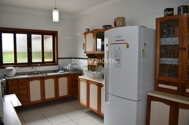Imagem Casa com 4 Quartos à Venda, 167 m² em Região Do Vale Encantado - Campos Do Jordão Imagem Casa com 4 Quartos à Venda, 167 m² em Região Do Vale Encantado - Campos Do Jordão
