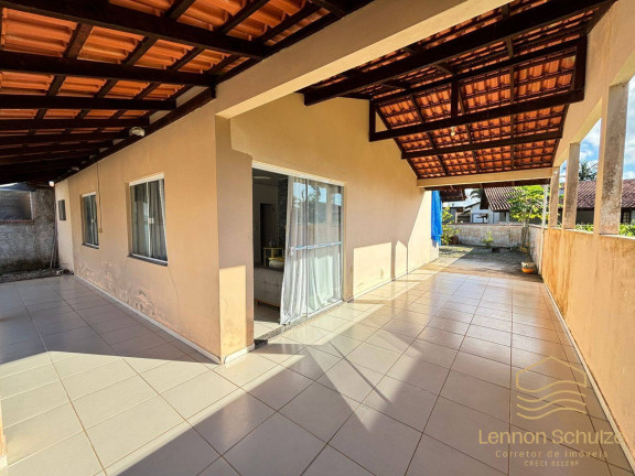 Imagem Casa com 2 Quartos à Venda, 70 m² em Costeira - Balneário Barra Do Sul Imagem Casa com 2 Quartos à Venda, 70 m² em Costeira - Balneário Barra Do Sul