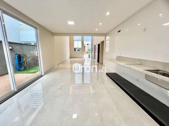 Imagem Casa com 4 Quartos à Venda, 200 m² em Jardins Lisboa - Goiânia Imagem Casa com 4 Quartos à Venda, 200 m² em Jardins Lisboa - Goiânia