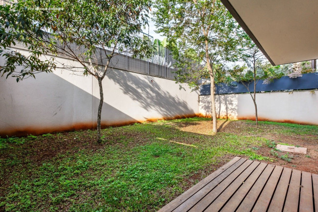 Casa de Condomínio à Venda, 2.700 m² em Alto De Pinheiros - São Paulo