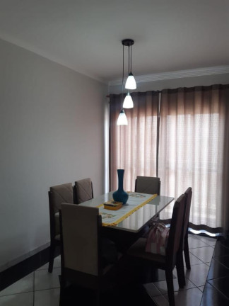 Imagem Imóvel com 3 Quartos à Venda, 94 m²