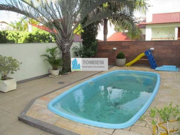 Imagem Sobrado com 3 Quartos à Venda, 207 m² em Jardim Itu - Porto Alegre Imagem Sobrado com 3 Quartos à Venda, 207 m² em Jardim Itu - Porto Alegre