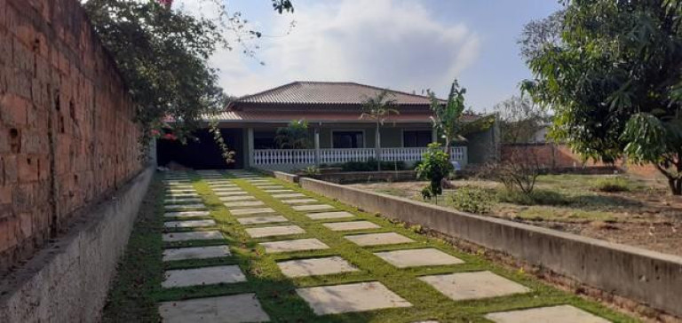 Imagem Casa com 2 Quartos à Venda, 380 m² em Vila Perseu Leite De Barros - Campinas Imagem Casa com 2 Quartos à Venda, 380 m² em Vila Perseu Leite De Barros - Campinas