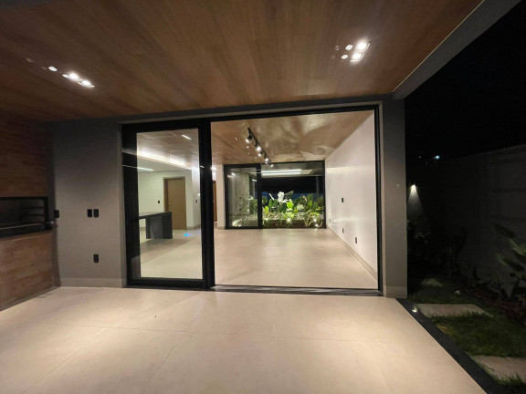 Imagem Casa com 3 Quartos à Venda, 215 m² em Jardins Capri - Senador Canedo