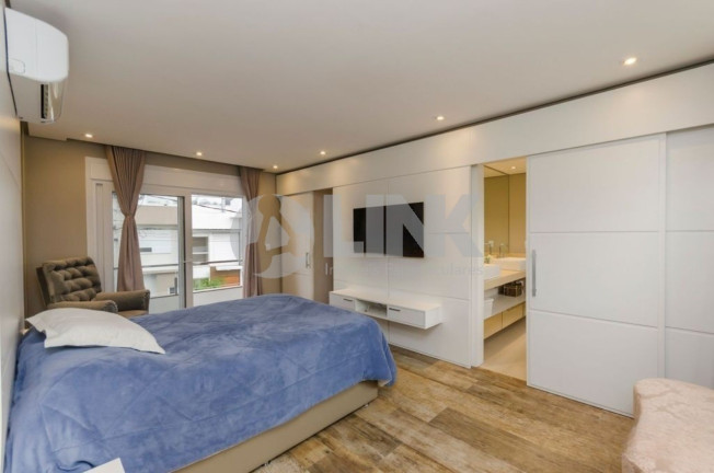 Imagem Imóvel com 3 Quartos à Venda, 250 m² em Hípica - Porto Alegre