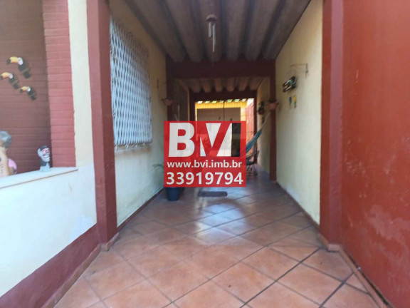 Imagem Casa com 4 Quartos à Venda, 276 m² em Olaria - Rio De Janeiro Imagem Casa com 4 Quartos à Venda, 276 m² em Olaria - Rio De Janeiro