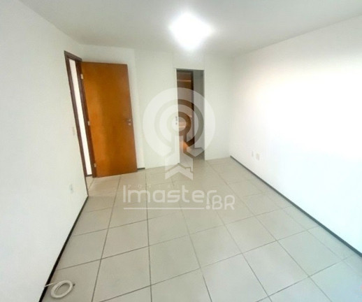 Imagem Apartamento com 2 Quartos à Venda, 70 m² em Meireles - Fortaleza