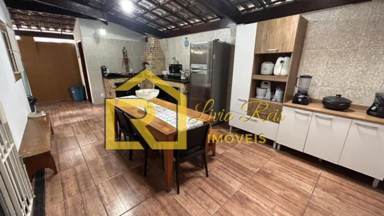 Casa com 3 Quartos à Venda, 130 m² em Jardim Mariléa - Rio Das Ostras