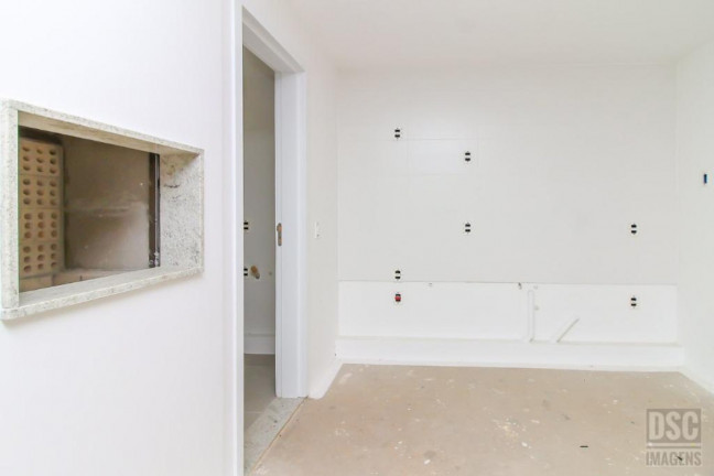Imagem Imóvel com 3 Quartos à Venda,  em Vila Nova - Porto Alegre