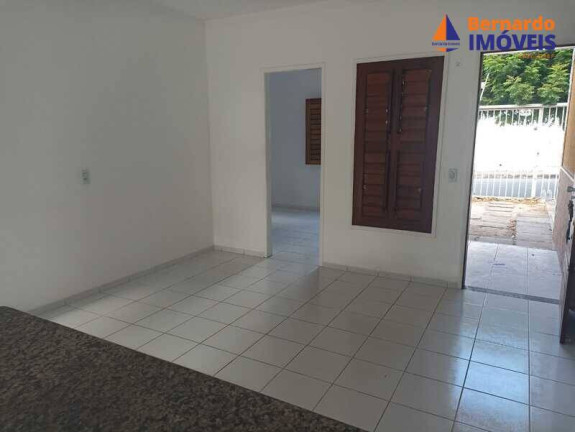 Imagem Casa com 2 Quartos à Venda, 61 m² em Centro - Cascavel