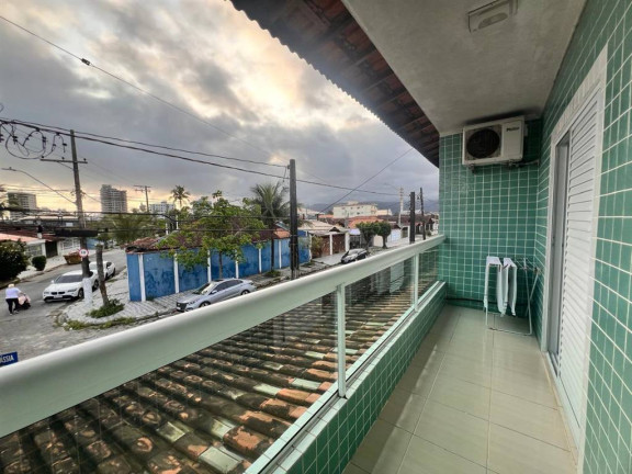 Imagem Casa com 3 Quartos à Venda, 121 m² em Maracanã - Praia Grande Imagem Casa com 3 Quartos à Venda, 121 m² em Maracanã - Praia Grande