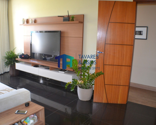 Imagem Imóvel com 4 Quartos à Venda, 150 m² em São Mateus - Juiz De Fora Imagem Imóvel com 4 Quartos à Venda, 150 m² em São Mateus - Juiz De Fora