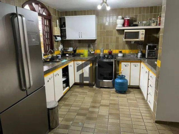Imagem Casa com 3 Quartos à Venda, 360 m² em Cordeiro - Recife