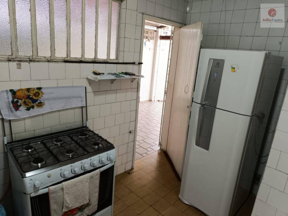 Imagem Casa com 4 Quartos à Venda, 200 m²